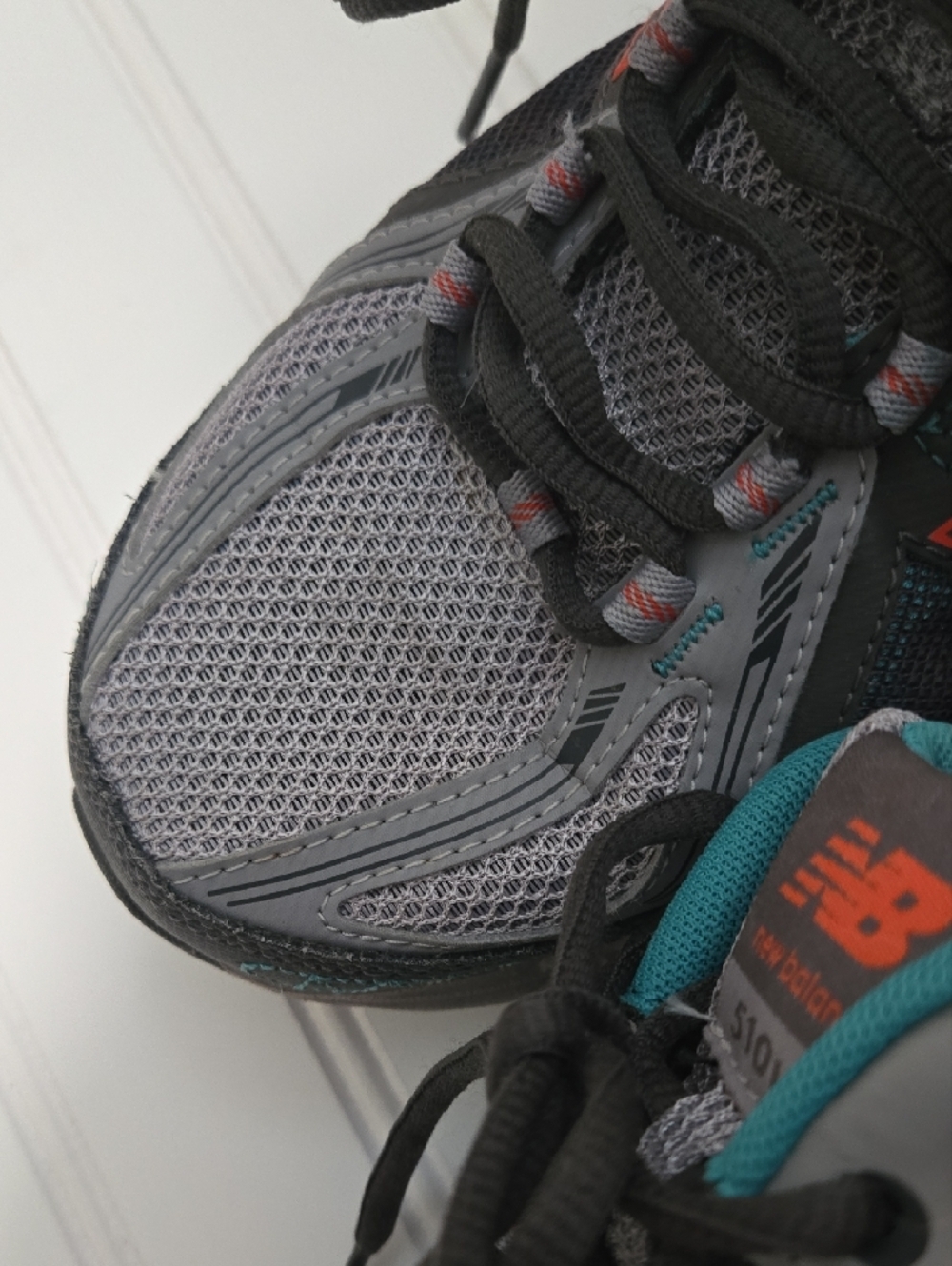 New Balance 510v2 Women / Size 8  1/2 - Picture 8 of 9